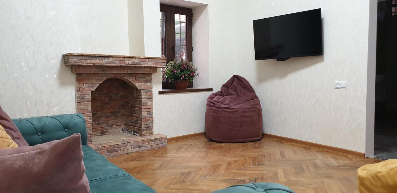 Lalis Apartment Тбилиси Экстерьер фото